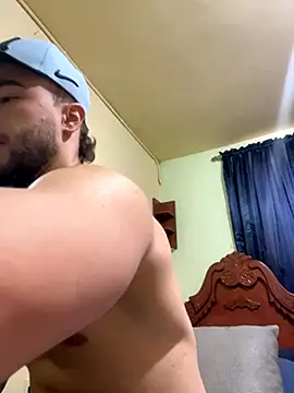 Snapshot of MaxDell chatting on September 21, 2025, 7:26 pm MaxDell online show from September 21, 2025, 7:26 pm