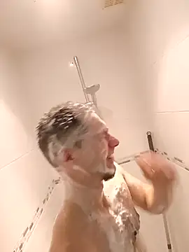 Wilsonn86 online show from November 29, 2025, 7:39 pm