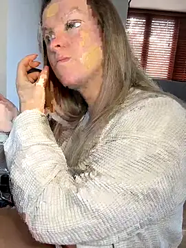 Charleigh xx online show from November 18, 2025, 12:20 pm