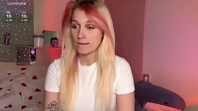  Annabel Myr  online show from October 9, 2025, 11:19 am