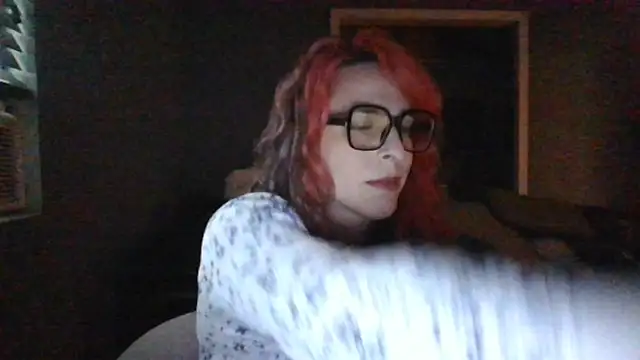 mayra mayhem online show from April 13, 2026, 2:44 pm