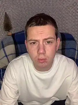 sal0mka online show from December 15, 2025, 6:23 pm