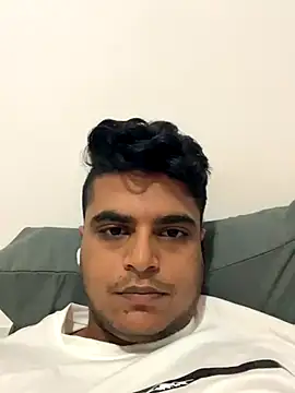 Snapshot of Noam7080z chatting on October 4, 2025, 3:54 pm Noam7080z online show from October 4, 2025, 3:54 pm