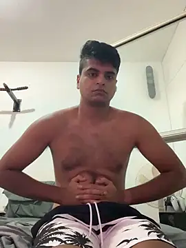 Snapshot of Noam7080z chatting on October 6, 2025, 11:07 am Noam7080z online show from October 6, 2025, 11:07 am