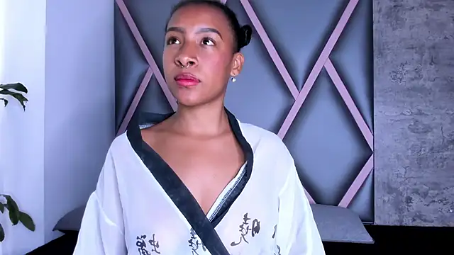 Euphoria 07 online show from November 12, 2025, 3:51 am