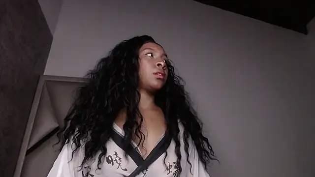 Snapshot of Euphoria_07 chatting on December 19, 2025, 3:57 am Euphoria 07 online show from December 19, 2025, 3:57 am