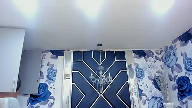 Snapshot of LatinaHoleQueen chatting on November 13, 2025, 3:22 pm LatinaHoleQueen online show from November 13, 2025, 3:22 pm