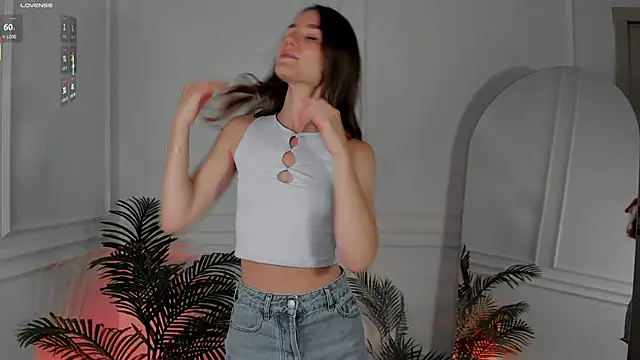  Clare Florence  online show from September 18, 2025, 1:35 pm