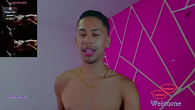 Snapshot of dylan_apol0 chatting on November 30, 2025, 12:03 am dylan apol0 online show from November 30, 2025, 12:03 am