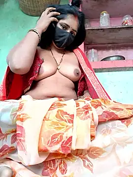 Falguni Desai online show from November 18, 2025, 1:33 am