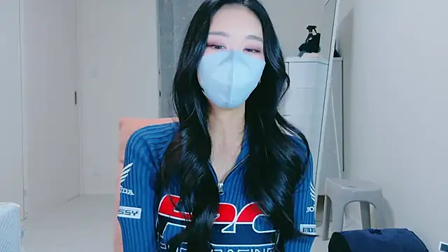 ramuchan desu online show from February 8, 2026, 12:14 am