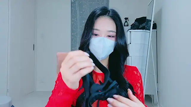 ramuchan desu online show from April 15, 2026, 12:28 am