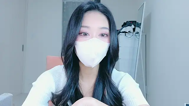Snapshot of ramuchan_desu chatting on April 20, 2026, 12:24 am ramuchan desu online show from April 20, 2026, 12:24 am