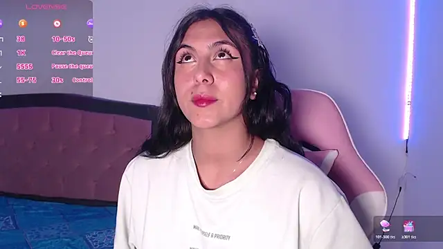 Snapshot of Sarahcutexoxox chatting on November 3, 2025, 2:02 am Sarahcutexoxox online show from November 3, 2025, 2:02 am