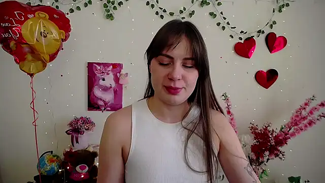 Amanda Bright  online show from February 21, 2026, 11:33 am