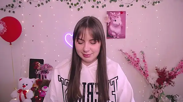 Amanda Bright  online show from April 4, 2026, 6:44 am