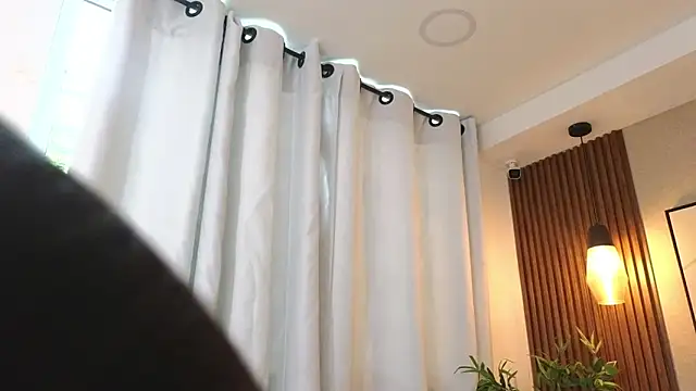 Snapshot of Lia_Mar_ chatting on October 3, 2025, 6:05 pm Lia Mar online show from October 3, 2025, 6:05 pm