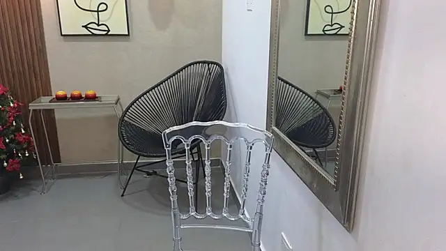 Snapshot of Lia_Mar_ chatting on December 3, 2025, 6:06 pm Lia Mar online show from December 3, 2025, 6:06 pm