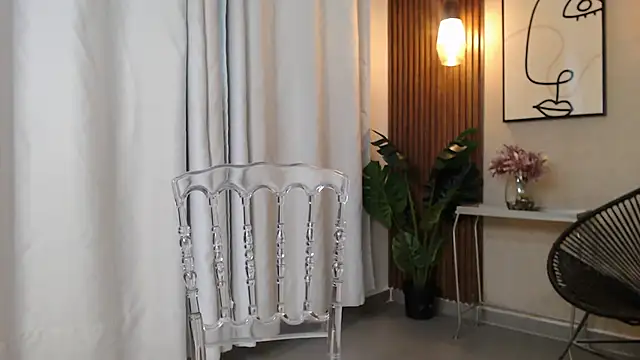 Lia Mar  online show from January 14, 2026, 7:30 pm