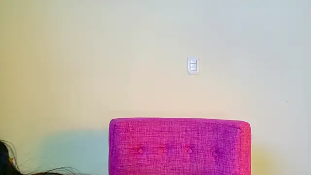 NATASHAA WINZ online show from October 25, 2025, 6:10 am