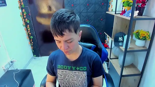  Hannah Hot online show from April 9, 2026, 2:55 am