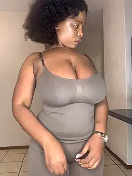 jayjayja19 online show from December 1, 2025, 4:34 pm