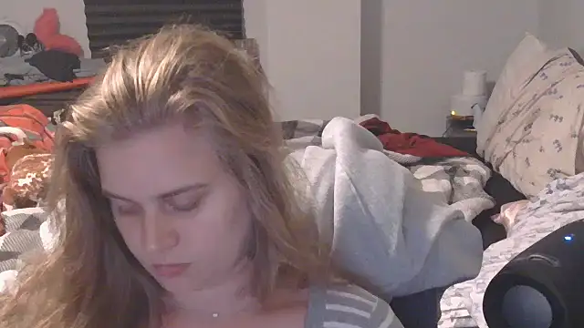 Snapshot of Sexyblonde12344 chatting on September 13, 2025, 3:12 pm Sexyblonde12344 online show from September 13, 2025, 3:12 pm