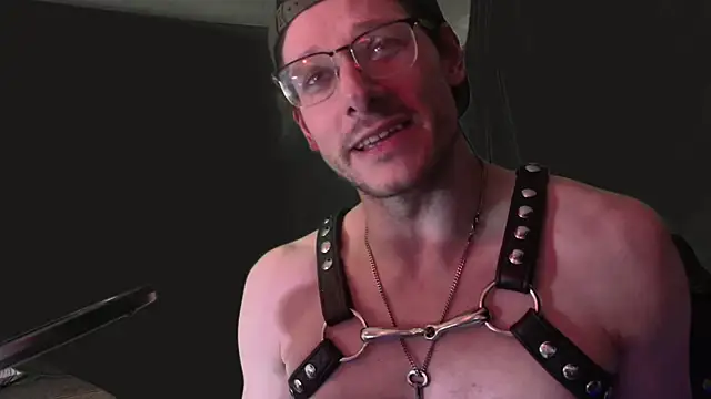 MasterDaddyCool online show from February 22, 2026, 12:01 am