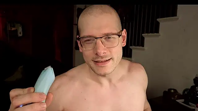 Snapshot of MasterDaddyCool chatting on June 14, 2026, 2:24 am MasterDaddyCool online show from June 14, 2026, 2:24 am