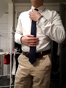 Snapshot of GentlemanMoney_ chatting on October 29, 2025, 4:42 pm GentlemanMoney online show from October 29, 2025, 4:42 pm