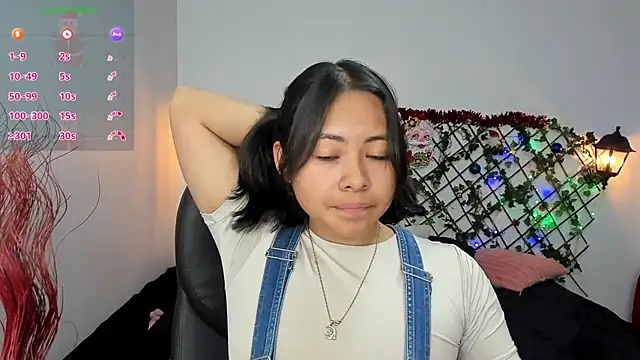 Louisa  clare online show from December 20, 2025, 4:19 am