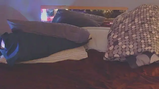 Snapshot of NWBuilt chatting on October 27, 2025, 12:36 am NWBuilt online show from October 27, 2025, 12:36 am