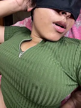 Priyajaanbaby online show from April 4, 2026, 3:42 pm