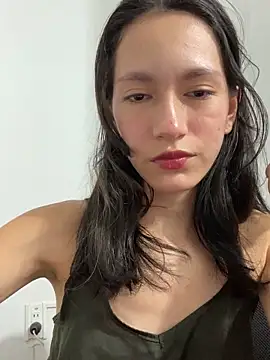 Snapshot of LilyThea chatting on October 23, 2025, 11:57 pm LilyThea online show from October 23, 2025, 11:57 pm