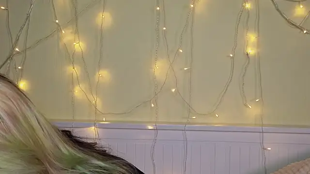 PortiaHedge online show from November 12, 2025, 6:19 pm