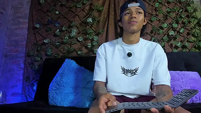 dreyk20 online show from February 10, 2026, 1:53 am