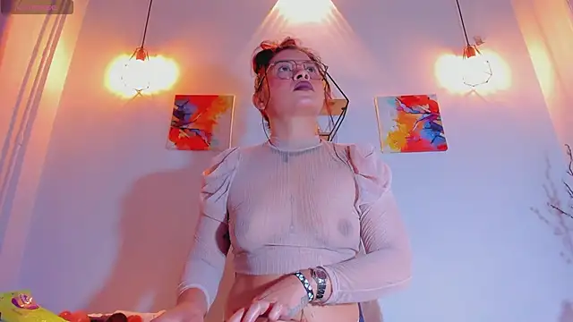 Karlaliones69 online show from November 12, 2025, 11:43 am