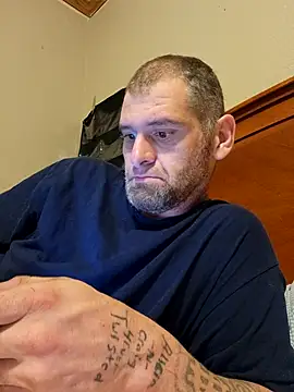 Bigdickcraig11 online show from November 9, 2025, 2:54 am