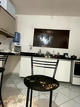 Snapshot of moranguito_hot chatting on December 4, 2025, 1:48 am moranguito hot online show from December 4, 2025, 1:48 am