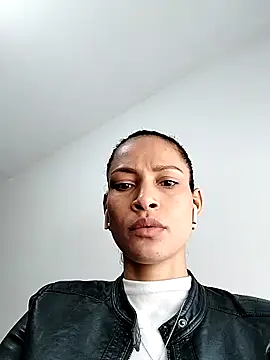 SofiaDelicia online show from September 18, 2025, 6:21 pm