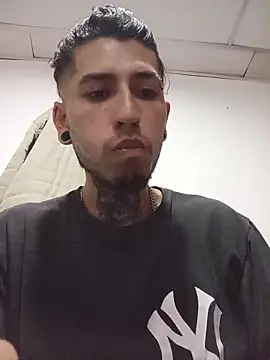 Tattoboy19cm online show from March 5, 2026, 5:14 am