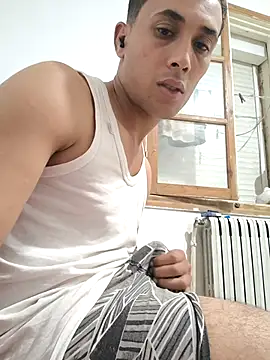 Naymik911 online show from November 1, 2025, 11:18 pm