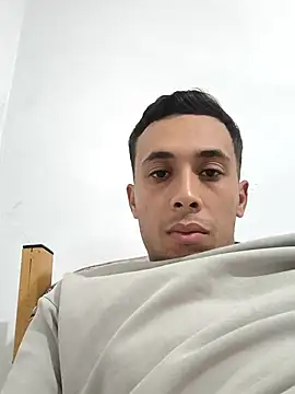 Naymik911 online show from November 7, 2025, 11:05 pm