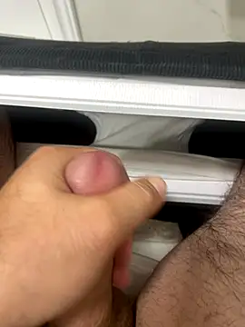 Heros2000 online show from October 1, 2025, 11:05 am