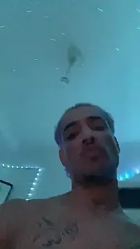 Snapshot of luluycoco chatting on October 16, 2025, 10:00 pm luluycoco online show from October 16, 2025, 10:00 pm