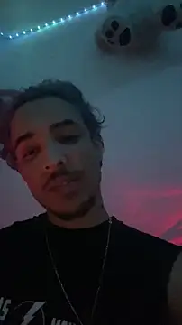 Snapshot of luluycoco chatting on October 24, 2025, 7:49 am luluycoco online show from October 24, 2025, 7:49 am