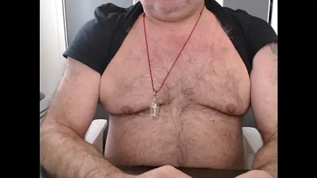 Snapshot of DadBearBi chatting on February 7, 2026, 9:35 am DadBearBi online show from February 7, 2026, 9:35 am