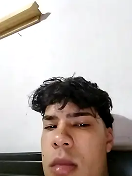 dani titan320 online show from October 22, 2025, 8:19 pm