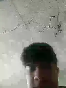 dani titan320 online show from February 9, 2026, 9:52 pm