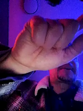 Snapshot of ARTANIS20 chatting on April 28, 2026, 3:55 am ARTANIS20 online show from April 28, 2026, 3:55 am